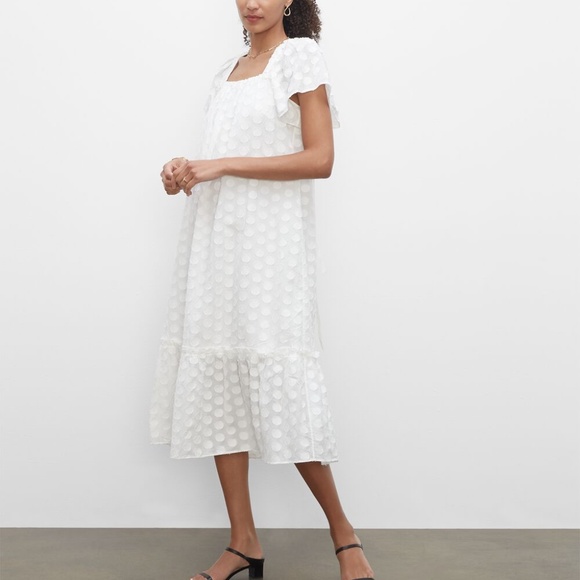 Flutter Sleeve Beach Dress - New With Tags - NEVER WORN - White
